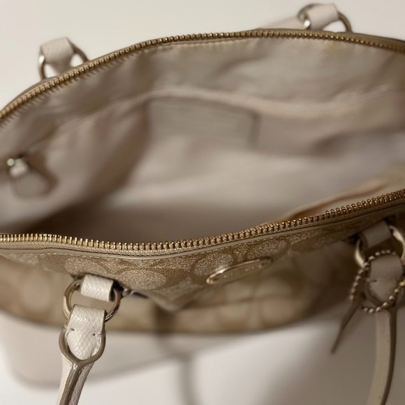 Coach Cora Domed Satchel Signature Cream/Tan - Picture 3 of 4